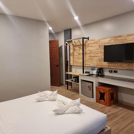 Diva Boutique Hotel Patong Exterior foto